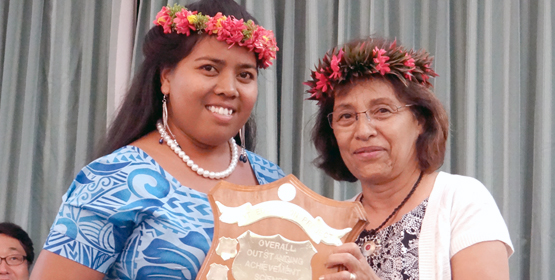 Most outstanding student in Science Atanikai Terabuna receives recognition from Minister Education Dr. Hilda Heine at the graduation program. Photo: Hilary Hosia Graduation at RMI-USP