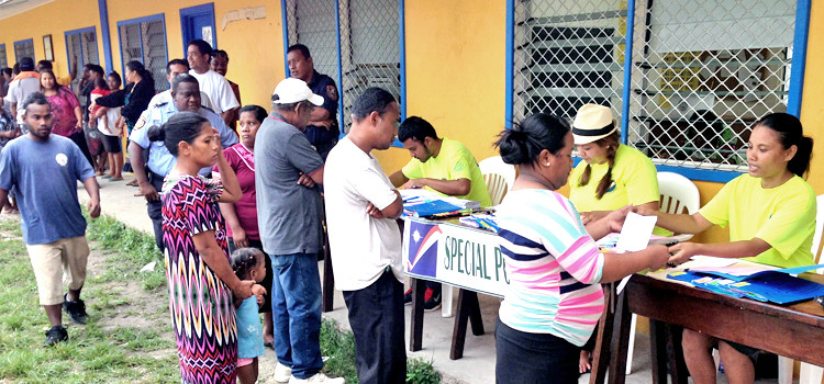 Majuro voters cast their votes Monday 11/16/15 at Delap Elementary School’s “Special Polling Station,” where people were allowed to vote outside of their designated polling stations for convenience. Photo: Giff Johnson. Election Update Tuesday Late PM