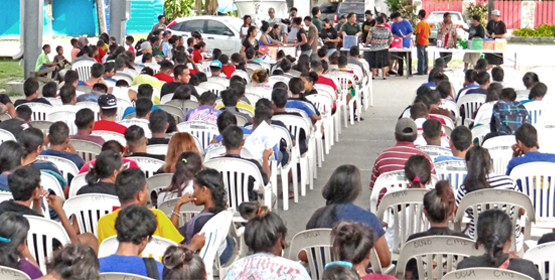 Incoming students register at the College of the Marshall Islands in this Journal file photo. Private school students have shown the highest test scores on CMI placement tests. Photo: Hilary Hosia. Private schools test high at CMI