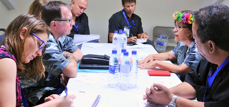 President Hilda Heine led the RMI delegation in a meeting with New Zealand Foreign Minister Murray McCully on the sidelines of the Pacific Islands Forum in Pohnpei last week. Photo: Denise deBrum-Reiher. Hilda networks with donors