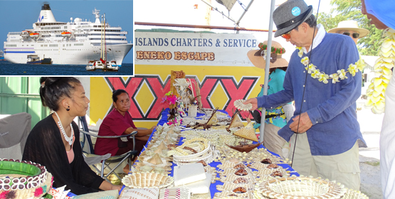 Local handicraft sellers set up booths and did a brisk business upon the arrival of the Pacific Venus cruise vessel. Photos: Hilary Hosia. Japan cruise ship visits
