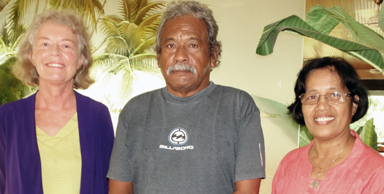 FAO officials Ann Hayman (left) and Newton Lajuan (center) joined with Ebon Mayor Ione deBrum during Hayman’s visit to Majuro last week. Photo: Isaac Marty. FAO backs Ebon food programs