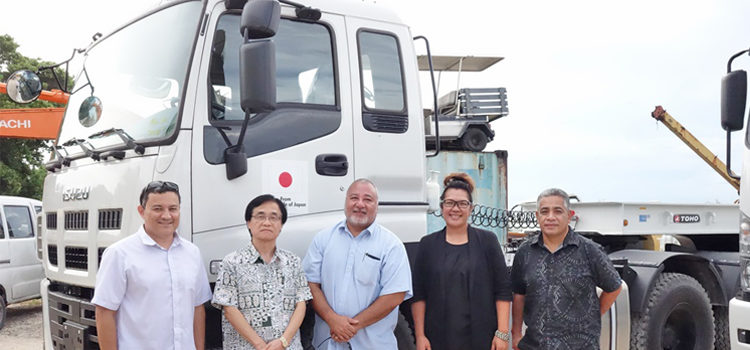 At the Japan hand over ceremony, from left: Chief Secretary Ben Graham, Japan Ambassador Hideyuki Mitsuoka, Minister Tony Muller, Assistant Chief Secretary Kino Kabua, and MWSC General Manager Joseph Batol. Japan donates heavy equipment
