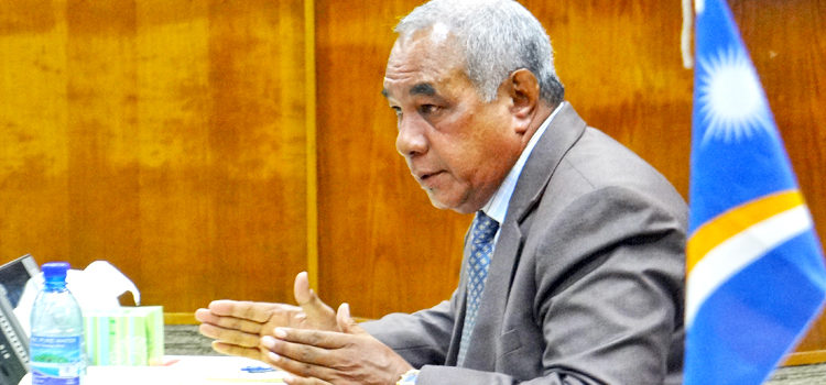 Majuro Senator and Minister of Finance Brenson Wase emphasizes a point during Nitijela debate. Photo: Hilary Hosia. RMI: No problem to host ’22 Games