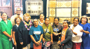 Jaki-ed weavers with the organizers of the Jaki-ed exhibit and auction at Bishop Museum in Honolulu. Photo: Catherine Murphy-Hardin