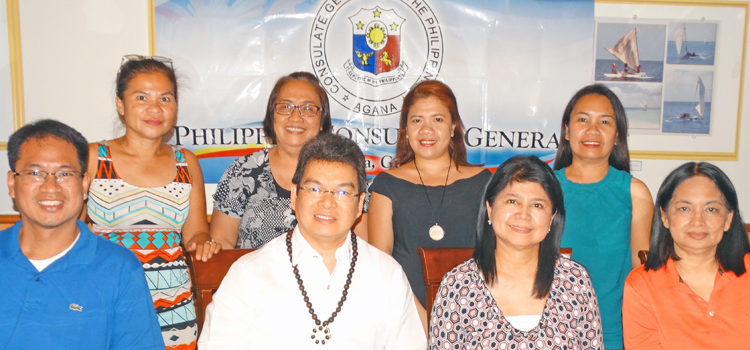 Philippines Consul General Marciano R. De Borja, second from left, surrounded by Filipino Association of the Marshall Islands representatives. Photo: Isaac Marty. FAMI helps PI Consul at big event