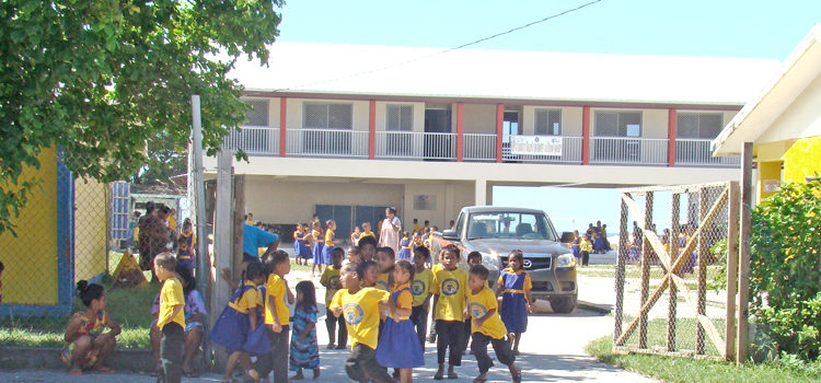 Students outside the Delap Elementary School campus in Majuro. Former DES and Rita Elementary Principal Baldwin Robert is taking on supervision of a big school improvement program for the Public School System. Baldwin takes on big school job