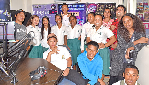 Press meets power radio