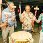 At the Japan Emperor’s birthday celebration at Marshall Islands Resort Tuesday night, this team broke open the keg of sake. From left: Foreign Minister Casten Nemra, Iroojlaplap Kotak Loeak, Chief Justice Carl Ingram, President David Kabua and Japan Ambassador Norio Saito. Photo: Chewy Lin.