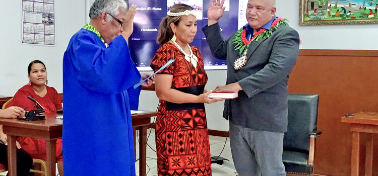 New Aur mayor sworn in