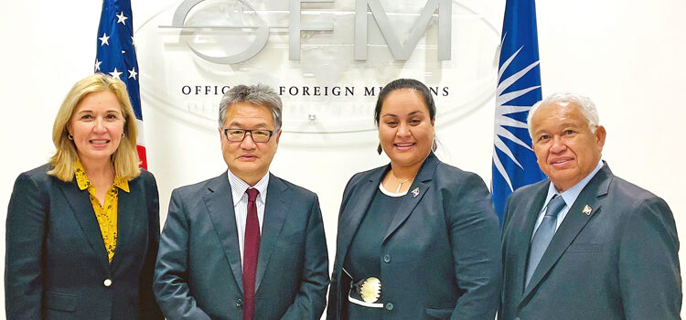 Yun on Compact talks