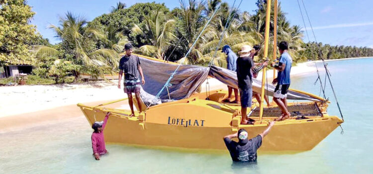 Japan, Marshall Islands boat builders maintaining age-old traditions