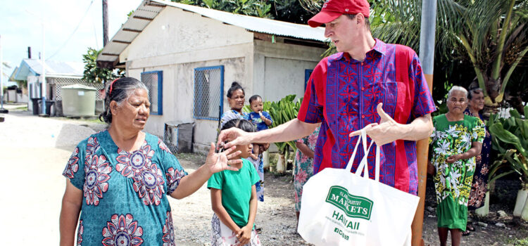 Diplomats join Santa team