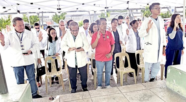Doctors honored in Majuro